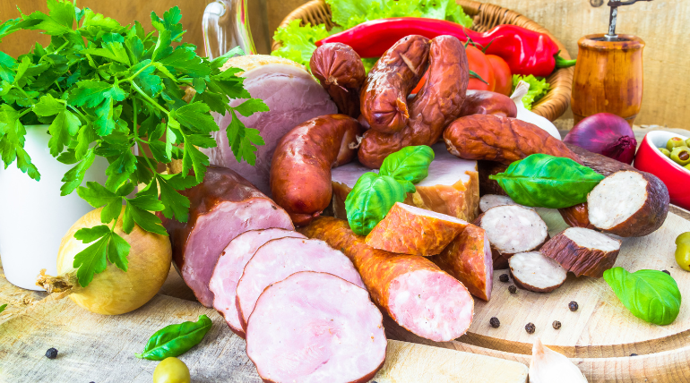 consumir-carnes-processadas-aumenta-o-risco-de-morte-prematura
